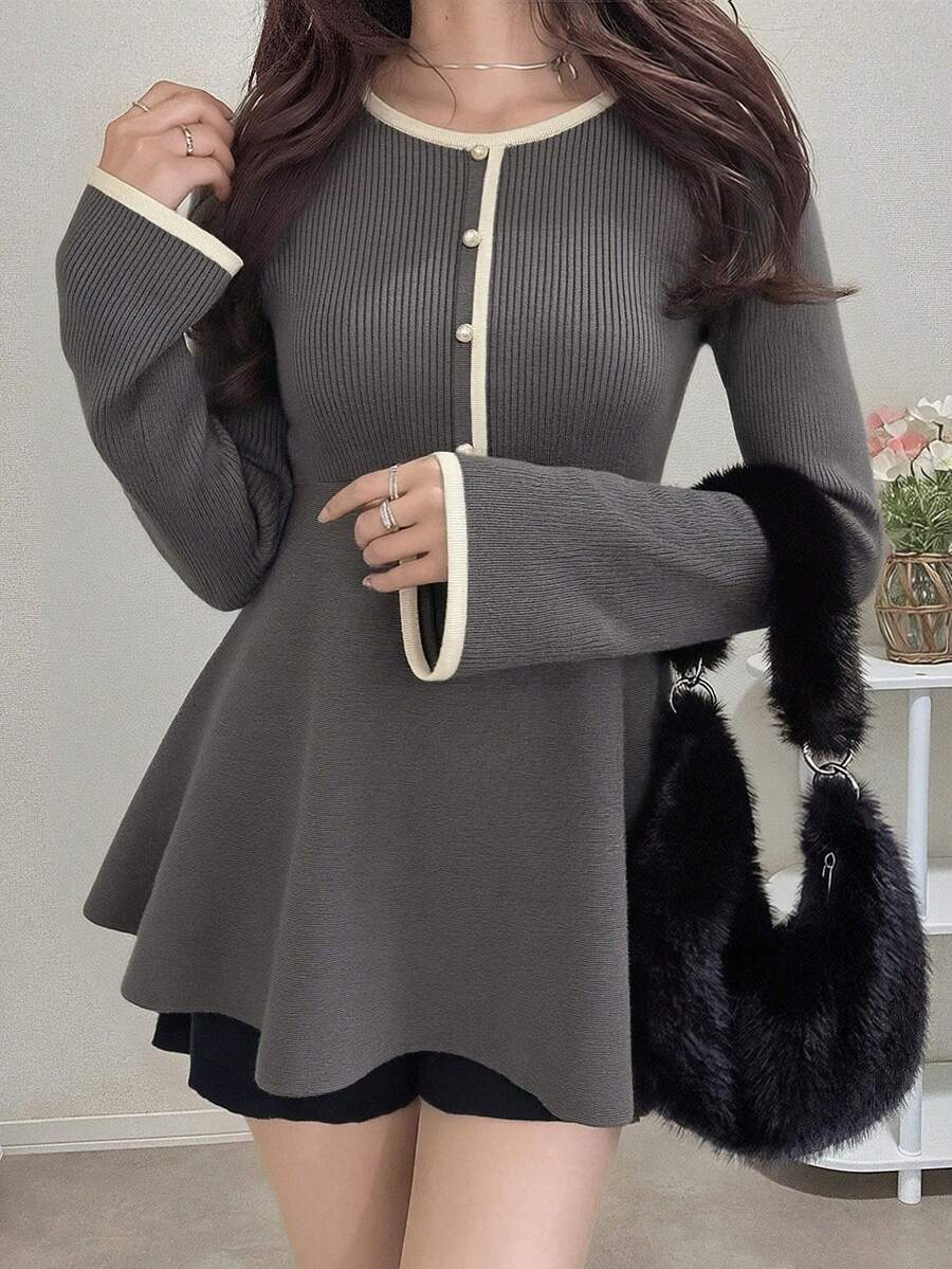FRIFUL Women's Contrast Color Minimalist Crew Neck Long Sleeve Sweater, Everyday Wear - Dark Grey - View 1