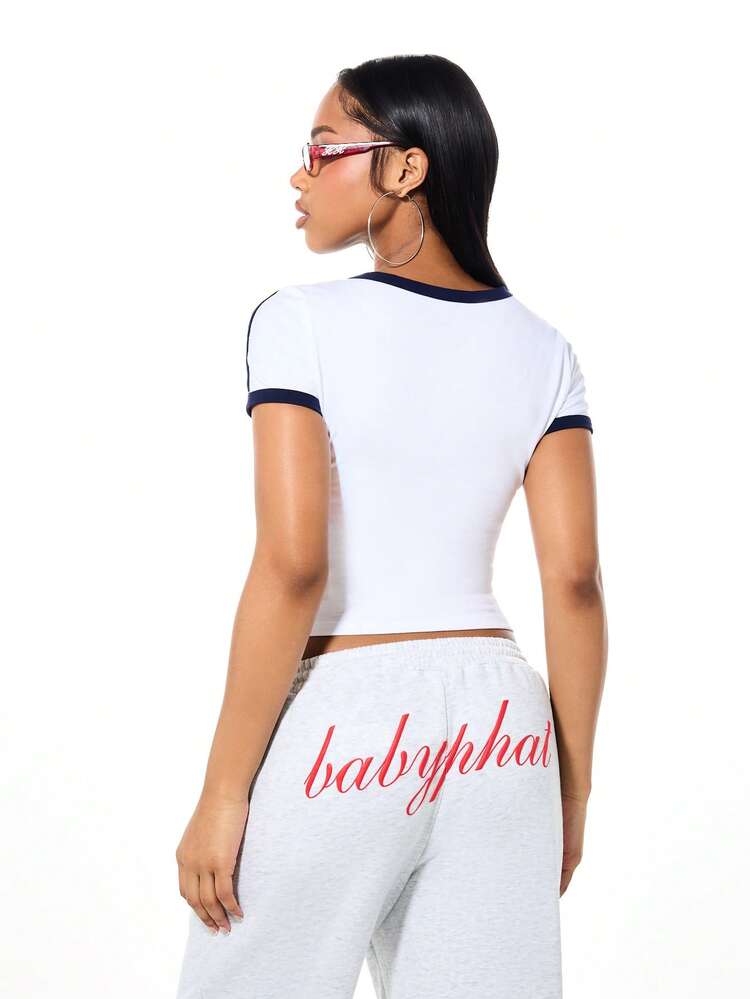 BABYPHAT T-shirt a maniche corte con scollo a tacca, con stampa del logo, bordo a contrasto blu navy e grafica di un gatto