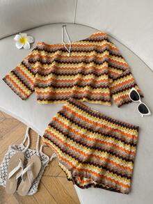 SHEIN EZwear 2件套女士不对称领锯齿条纹针织短袖上衣和短裤休闲套装 - 彩色 - 查看 5