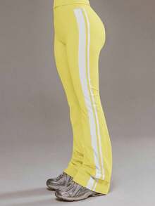 Musera Sport 侧条纹修身喇叭瑜伽裤套装（仅下装）板式网球秋冬运动服健身房锻炼合金 - 鵝黃色 - 查看 3