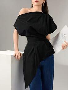Heiryn Blusa de verano para mujer con cuello asimétrico, mangas tipo murciélago, cintura ceñida y bajo asimétrico, en unicolor minimalista, adecuada para el trabajo y el uso diario - Negro - Ver 1