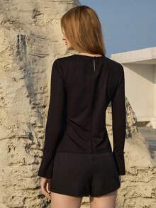 MOTF PREMIUM WOMEN'S V-NECK FLARE SLEEVE DESIGN LONG SLEEVE KNIT T-SHIRT, SPRING/SUMMER - Black - View 2