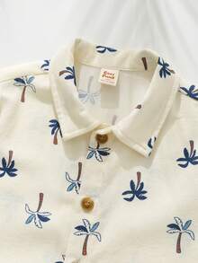 Cozy Pixies Bộ 2 món gồm áo polo tay ngắn cổ bẻ và quần short cạp chun họa tiết cây dừa cho bé trai. - Màu xanh lam - Xem 6
