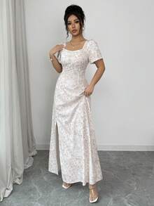 SHEIN Raffinéa 新款优雅印花方领连衣裙 - 卡其色 - 查看 5