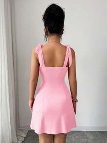 Rafferiza Vestido mini ajustado de línea A con decoración de lazo y perla, de unicolor y elegante moda para mujer - Rosa Pálido - Ver 2