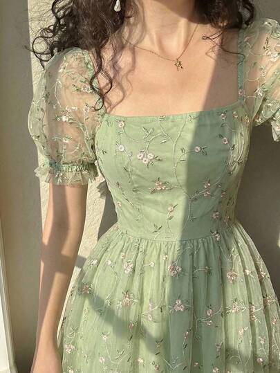 SHEIN MOD Đầm midi lưới tay phồng thêu họa tiết lãng mạn màu xanh lá cây