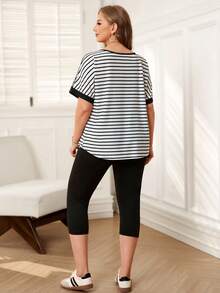 Rosumi 大码夏季休闲条纹撞色蕾丝上衣和七分裤两件套 - 黑與白 - 查看 7