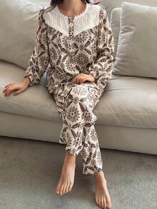 DAZY Floral Print Contrast Color Patchwork Loose Women Pajama Set - Camel - View 1
