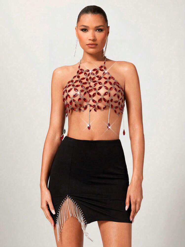 SHEIN BAE グラマラスなソリッドカラーのメタリックラインストーンキラキラクラブウェアホルターネックセクシーキャミソール、春夏のフェスティバル、パーティー、デート、コンサート、ナイトクラブに適しています - レッド - 見る 3