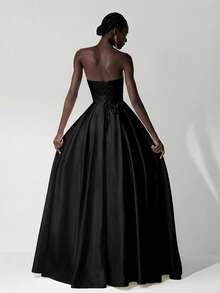 SHEIN Belle Đầm maxi nữ thanh lịch, lãng mạn màu đen bằng satin, không dây vai, phần thân trên xếp ly, dây buộc phía sau có thể điều chỉnh, đường may tinh tế, phù hợp cho tiệc tùng, sự kiện trang trọng, hẹn hò. - màu đen - Xem 2