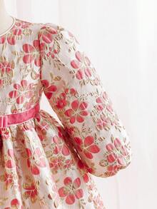SHEIN Glamorique Kids 女童公主裙，长袖，粉色花朵提花面料，蝴蝶结，质感面料，高贵优雅，中东、欧美风格，华丽裙摆，婚礼、节日、派对、舞会礼服、优雅派对礼服 - 粉色 - 查看 6
