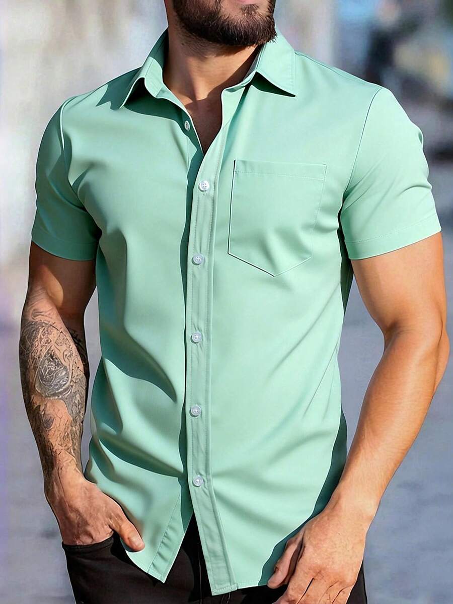 Manfinity Homme Chemise décontractée à manches courtes et boutonnée de couleur unie pour hommes, idéale pour les vacances - Vert menthe - Voir 1