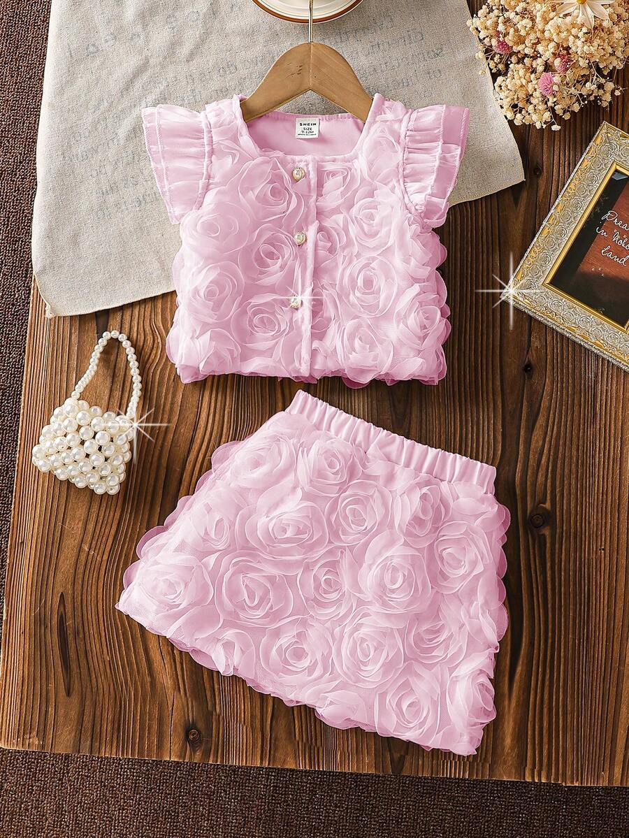 SHEIN 2pcs Baju Konser Musim Panas Warna Pink Muda Lucu untuk Bayi Perempuan, Gaun Atasan Rok Berenda Lengan Bergelombang dengan Tekstur Kelopak Bunga Mawar 3D dan Kancing Depan - Berwarna merah muda - View 1