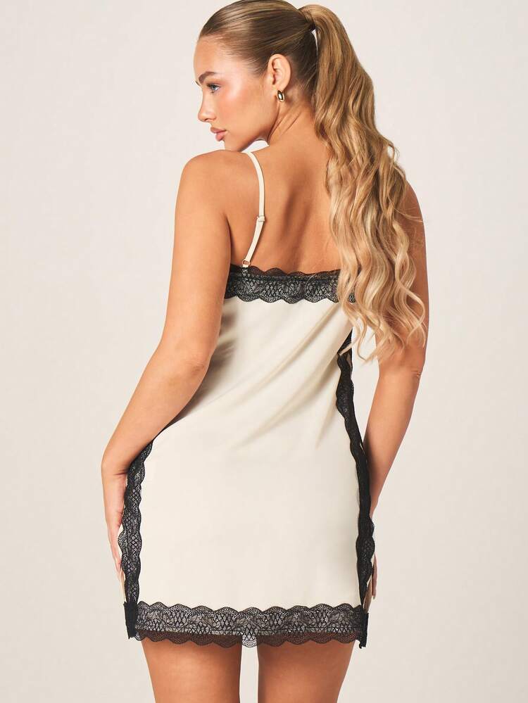 MISSGUIDED Contrast Lace Detail Cami Satin Mini Dress Sleeveless Bodycon Party Evening Strapless Neckline Spring Summer Elegant