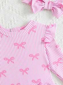 SHEIN GraphicGems Baby Girls' Pink Striped Bow Print Swimsuit,Long Sleeve Rashguard One-Piece With Ruffle Hem,Holiday Beachwear Bathing Suit For Swimming Summer Party - Pink - View 3