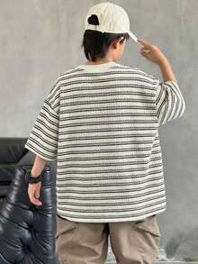 2pcs Kids/Tween Boys Casual Striped Crew Neck Pullover Short Sleeve Loose T-Shirt And Straight Leg Loose Pocket Pants Set - Multicolor - View 3