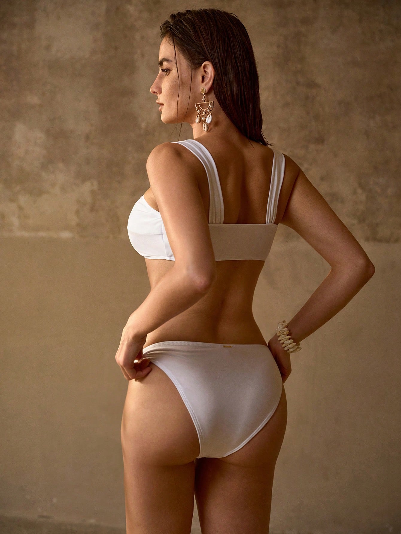 MOTF PREMIUM Maiô Bikini de Bojo Franzido com Detalhes em Metal Branco - Branco - Visão 3
