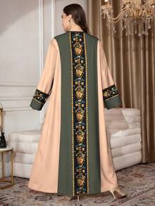 SHEIN Najma Đầm maxi dài tay cổ chữ V in họa tiết hình học giả kim cương dành cho nữ cỡ lớn, kiểu dáng thanh lịch, phong cách Ả Rập, thích hợp cho mùa xuân/hè. - Nhiều màu - Xem 2