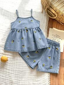 SHEIN Vintaside Kids Toddler Girls' Light Blue Washed Casual Loose Denim Jumpsuit With All-Over Floral Print, Paired With Relaxed Straight Leg Denim Shorts With Elastic Waistband, Fashionable And Versatile Outfit For Spring/Summer.Kids Denim Spaghetti Strap Top And Shorts Two-Piece Outfit With Embroidered Plant Patte - Light Wash - View 4