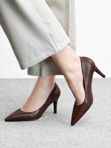 CUCCOO BIZCHIC Giày cao gót mũi nhọn mỏng màu đỏ tía dập nổi đơn giản dành cho nữ, giày cao gót nữ thích hợp đi làm, dự tiệc, đi lễ. - Gỗ đỏ - Xem 5