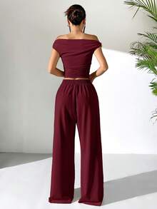 SHEIN EZwear 女士针织不对称肩部上衣和裤子休闲套装，夏季阔腿裤套装，休闲两件套，两件套裤子套装，舒适两件套，两件套裤子套装，女士酒红色套装，酒红色阔腿裤套装，单肩上衣套装，酒红色裤子 - 酒紅色 - 查看 2