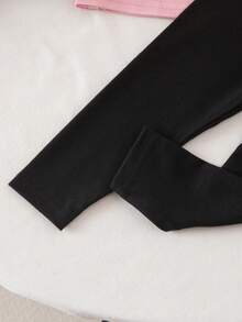 SHEIN 女婴韩流人物印花圆领短袖T恤和打底裤休闲套装 - 玫紅色 - 查看 6