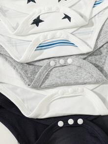 SHEIN Playful Pals 5件套男婴休闲印花连体衣 - 彩色 - 查看 5