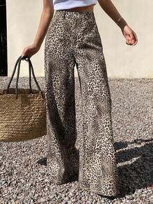 DAZY 女士休闲宽松版型破洞豹纹直筒牛仔裤，适合春夏穿着 - 棕色 - 查看 8