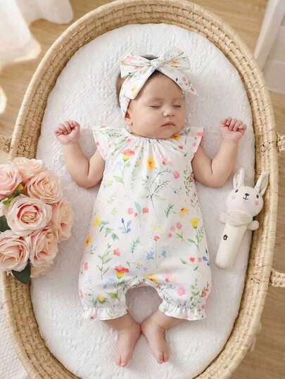 SHEIN Newborn Baby Floral Print Ruffle Casual Everyday Romper