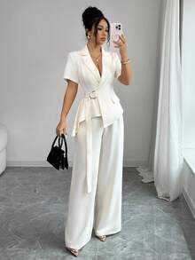 Elenzga Bộ đồ nữ, cổ ve lật cài khuy ẩn, eo điều chỉnh được bằng khóa kim loại hình chữ D, vạt áo bất đối xứng với viền bèo nhún, áo tay ngắn kết hợp với quần ống rộng thoải mái, phong cách Pháp cổ điển lãng mạn thanh lịch, phù hợp cho công sở, đi biển, dạo phố, đa năng, hàng mới về mùa xuân/hè. - Màu be - Xem 7