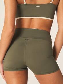 Missguided x Playboy High Waisted Cycling Active Shorts With Logo Print And Contrast Trim Detail For Performance Training And Athletic Wear - Green - View 2