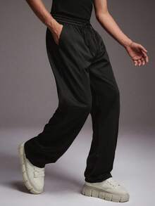 STYNVO Plus Size Men's Drawstring Waist Pockets Casual Loose Fit Sweatpants, Versatile For Daily Wear - Black - View 5