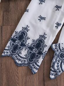 Tween Girl Floral Hollow-Out Embroidery Round Neck Camisole And Wide-Leg Pants Casual Suit - Black and White - View 6