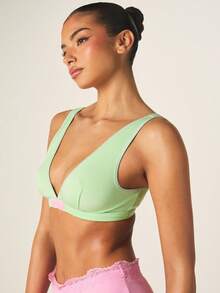 Missguided x Playboy Triangle Bralette With V Neckline And Contrast Pink Accent Details Soft Wireless Cups Everyday Comfort - Green - View 6