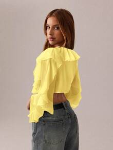 SHEIN SXY Áo đen; Trang phục nữ mùa thu; Áo croptop; Áo dài tay gợi cảm màu đen lưới xuyên thấu, dây đeo hình lá sen, cổ chữ V sâu dành cho nữ, thích hợp cho các buổi tiệc tùng, lễ hội. - Màu vàng - Xem 2