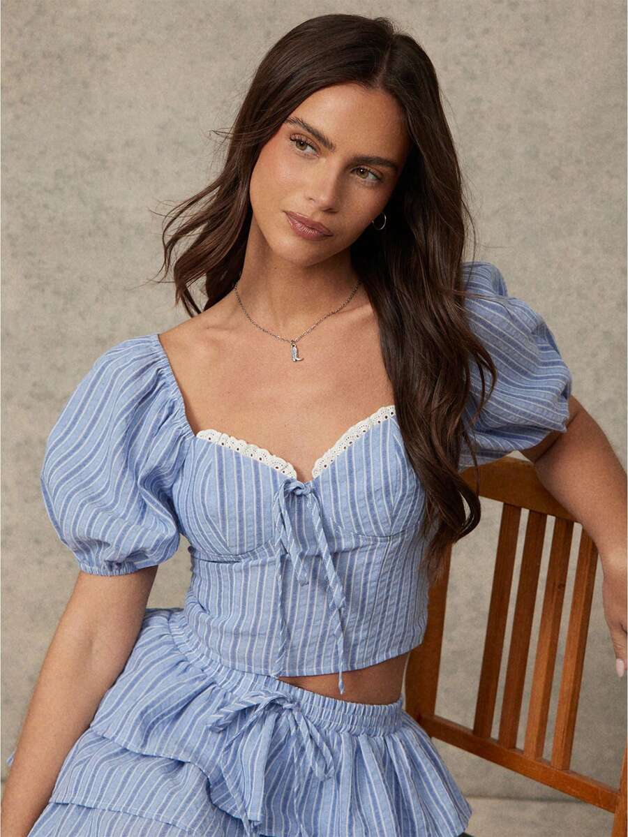 WESTFADE Women's Blue And White Stripe Modest Sweetheart Neck Tie Front Puff Sleeve Fitted Crop Top,Summer Vacation Resort Wear,Boho Western Nashville Clothes - Blue - View 1