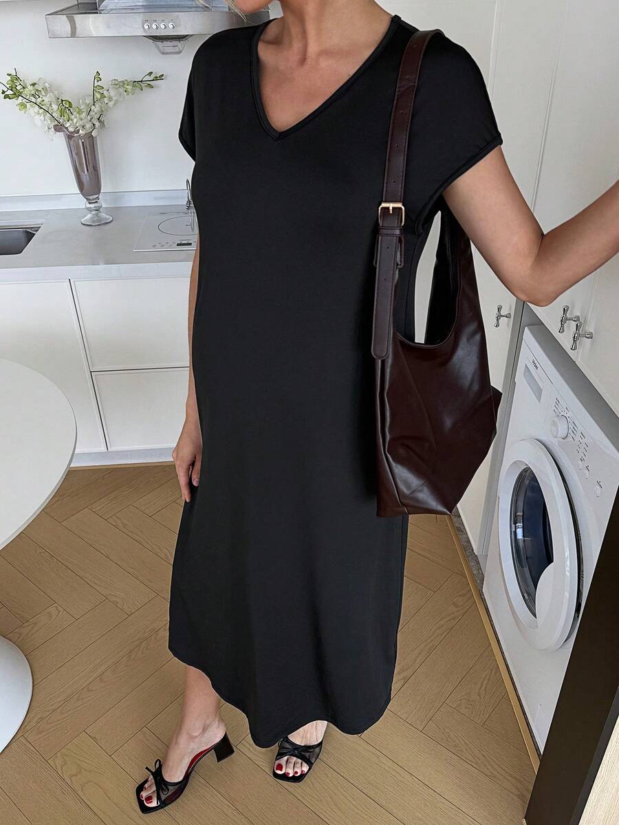 SHEIN Maternity Solid V-Neck Casual Short Sleeve Dress, Spring/Summer - Black - View 1