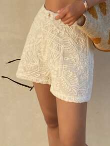 DAZY 女士纯色修身直筒纹理面料休闲度假短裤，春夏款 - 杏色 - 查看 3