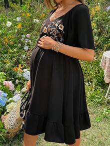 SHEIN Embroidered Maternity Casual Short Sleeve Dress - Black - View 5
