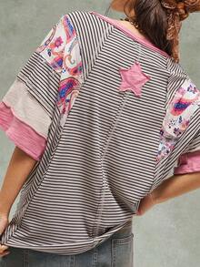 Bohemela 这款波西米亚风春夏休闲女式T恤，采用西部乡村风格的复古条纹拼接设计。适合音乐会、派对、海滩度假、日常穿着、返校季、运动、郊游、骑行、聚会、情人节、嘉年华和音乐节等场合。 - 彩色 - 查看 8