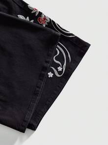 ROMWE MEN Street Life Men's Tiger Embroidery Pocket Loose Casual Denim Shorts - Black - View 4