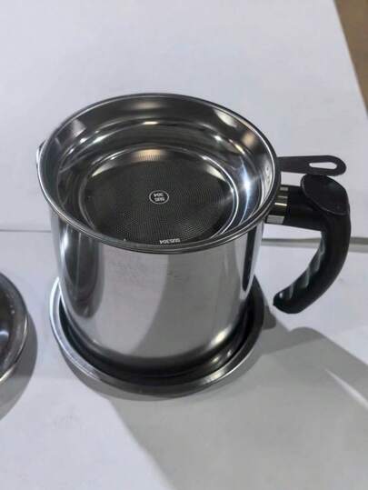 1,4 l Pot-filtre à huile réutilisable en acier inoxydable avec passoire fine - Filtre à graisse de cuisine professionnel pour la friture, la cuisson, le biocarburant - Bec verseur facile à utiliser et poignée confortable, résistant au lave-vaisselle