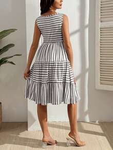 SHEIN Vestido casual de maternidad de cuello redondo sin mangas a rayas - Multicolor - Ver 2