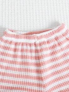 SHEIN Bộ áo thun cổ tròn in sọc và quần short cho bé gái, kiểu dáng thường ngày. - Nhiều màu - Xem 6