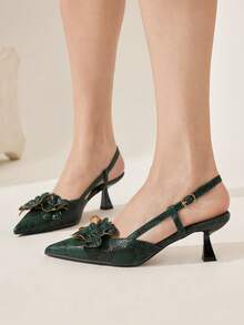 CUCCOO CHICEST 女士尖头3D立体花卉装饰搭扣设计日常百搭时尚高跟鞋 - 墨綠色 - 查看 6