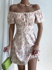 DAZY Robe mini élégante à imprimé floral avec nœud à l'épaule et taille cintrée, convient pour les sorties et les fêtes. Robe d'été bohème pour femmes en vacances - Rose bonbon - Voir 1