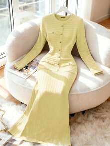 Modelyn Elegant Long Burgundy Oval Collar Dress For Women, Suitable For Outings In Winter - Yellow - View 1