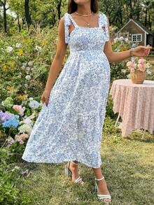 SHEIN Pregnant Women's Square Neck Ditsy Floral Sleeveless Casual Summer Dress - Blue and White - View 3