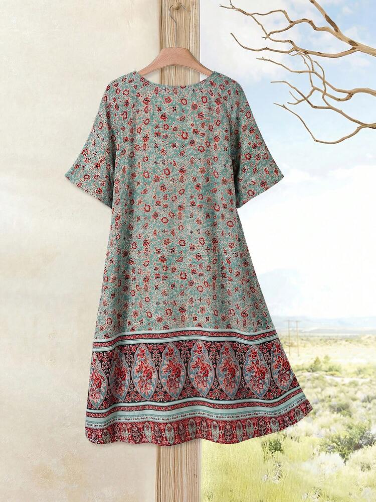Plus Size Women Summer Casual Vacation Country Floral Print Short Sleeve Dress,Summer Holiday,Spring Break Outfits ,Vacation Outfits Women ,Holiday Outfits For Women,Going Out Outfits,2026 New Clothes,Simple And Fashionable For Everyday Wear,Suitable For Summer, Vacation,Daily Wear,Casual Dresses For Women,Flowy Dress , Boho Summer Dress Women, Women's Floral Summer Dress, Bohemian Dress,Beach Outfits For Women ,Western Style