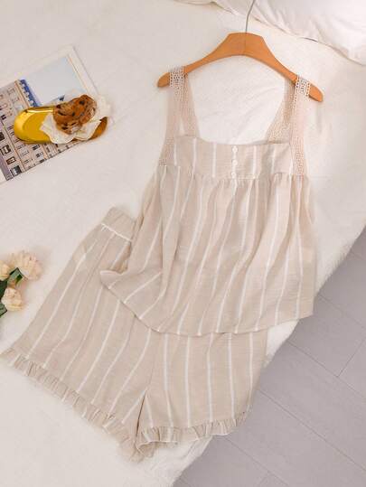 CosyJoli Plus Size Women Striped Ruffle Top And Elastic Waist Shorts Casual 2 Pieces Set